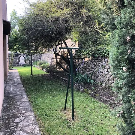 Provencale Au Calme Entouree De Verdure, Animaux De Compagnie Acceptes ! Holiday home